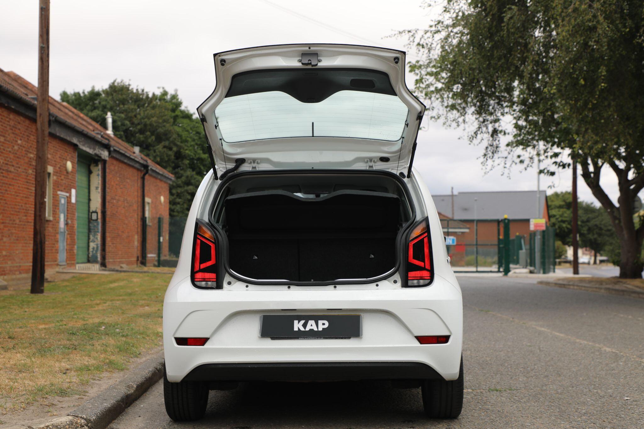 Large vehicle image